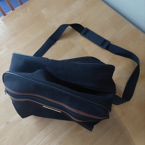 Vintage Bon Voyage Paris Carry On Trave Bag- Black with Brown Trim - Picture 2 of 10